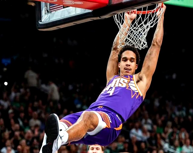 包含太阳队年轻球星成长迅速，成为球队重要战力的词条