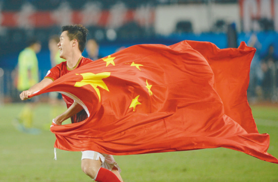 包含鹿岛鹿角全力冲击冠军，关键球员备战状态受关注的词条