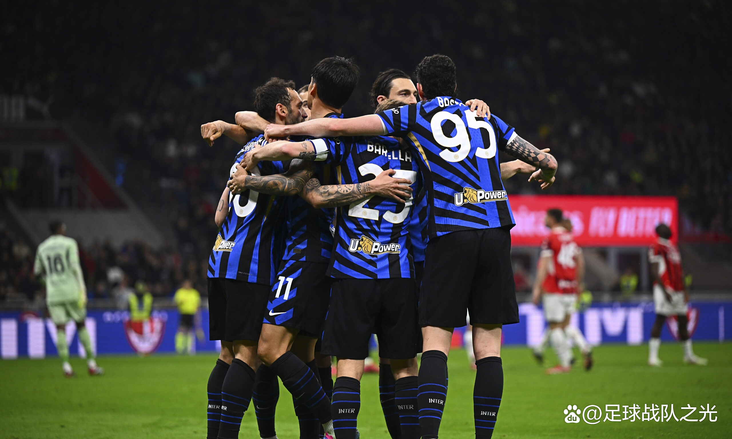 包含塔斯马尼亚联赛前发布会:全队信心满满迎战帕尔梅拉斯的词条 包含塔斯马尼亚联赛前发布会:全队信心满满迎战帕尔梅拉斯的词条