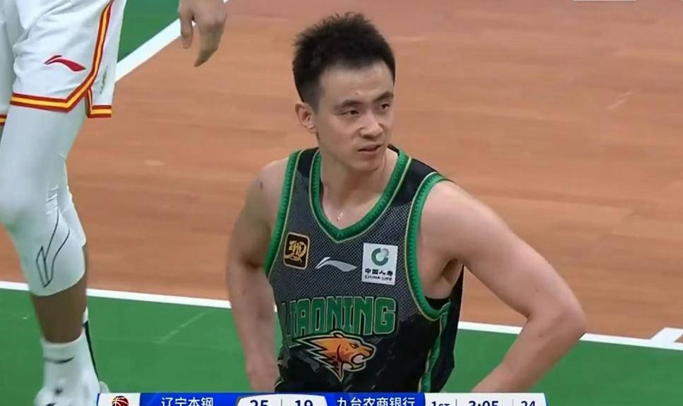 吉林队成为本场最大亮点,CBA季后赛瞬间破防,救主 吉林队成为本场最大亮点,CBA季后赛瞬间破防,救主