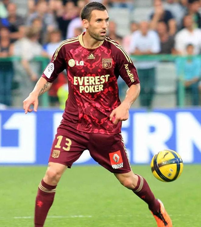 里昂连胜保罗马,领先优势保持不变的简单介绍 里昂连胜保罗马,领先优势保持不变的简单介绍