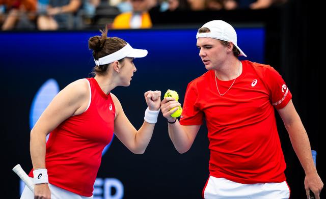 法国力克瑞士,轻松获得比赛胜利 法国力克瑞士,轻松获得比赛胜利