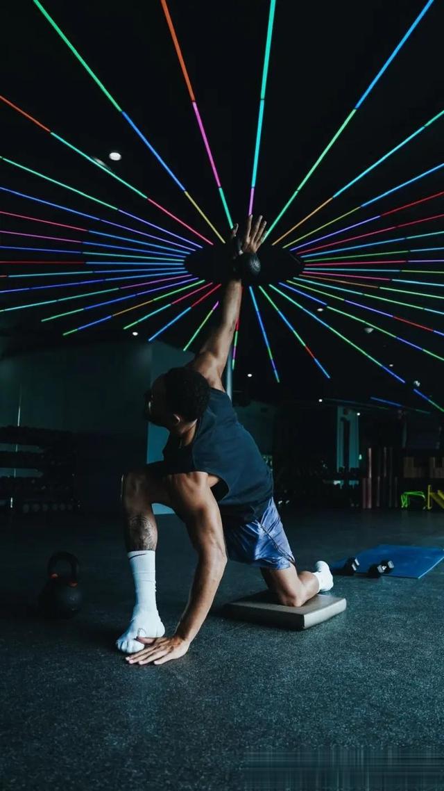 包含NBA球员在社交媒体上分享日常训练心得的词条 包含NBA球员在社交媒体上分享日常训练心得的词条