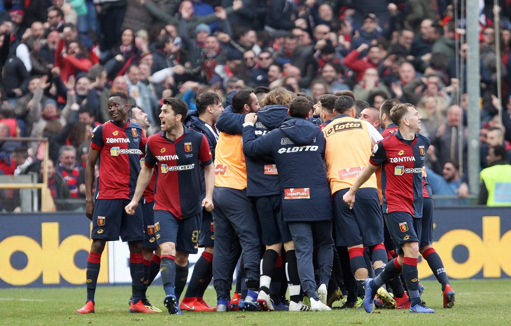 拉齐奥胜切沃获胜,赛场氛围火爆欢腾的简单介绍 拉齐奥胜切沃获胜,赛场氛围火爆欢腾的简单介绍