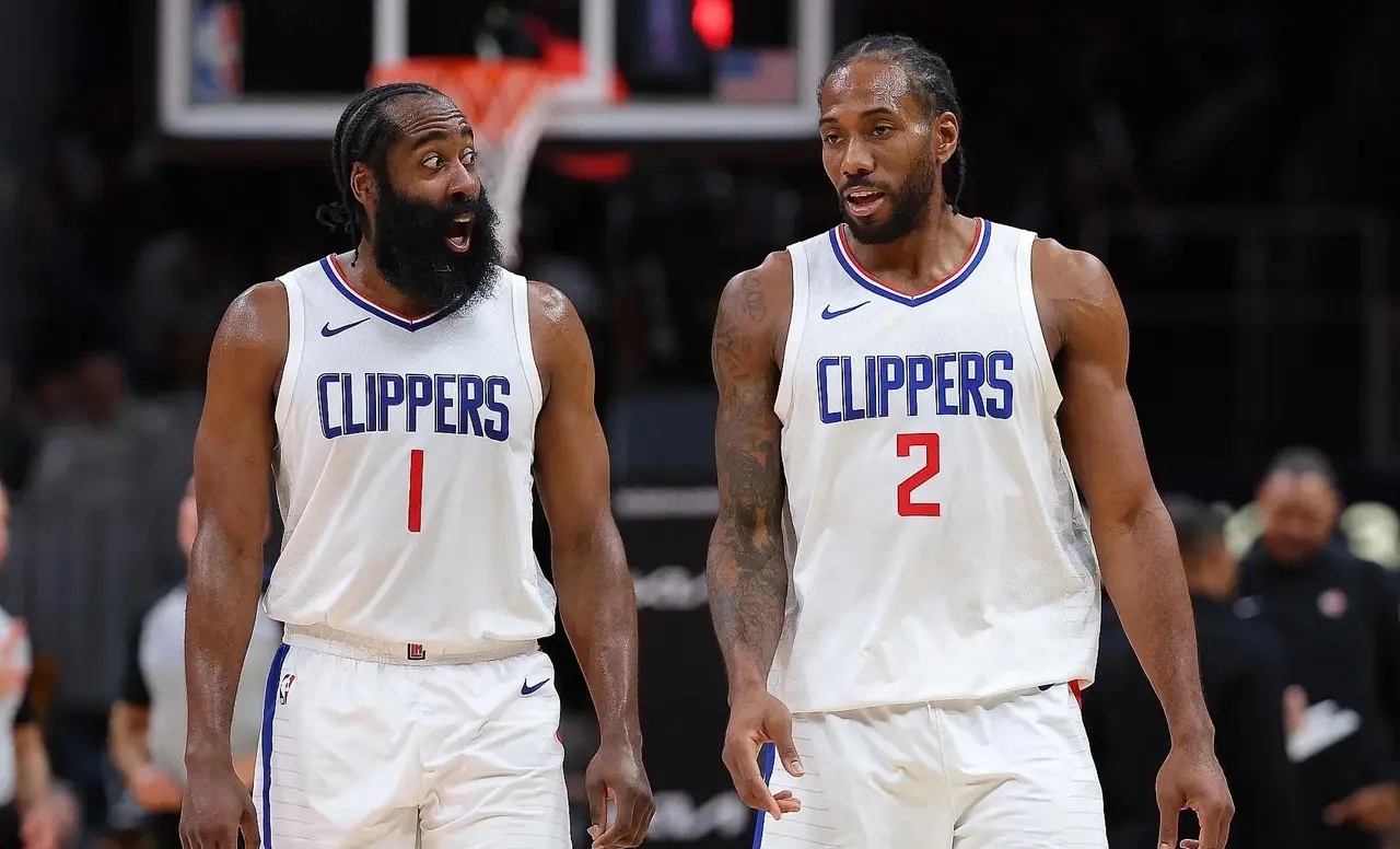 关于快船队客场作战获胜,球队士气大增的信息 关于快船队客场作战获胜,球队士气大增的信息