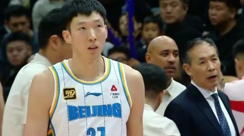 湖南队客场不敌北京队,主力球员受伤 湖南队客场不敌北京队,主力球员受伤