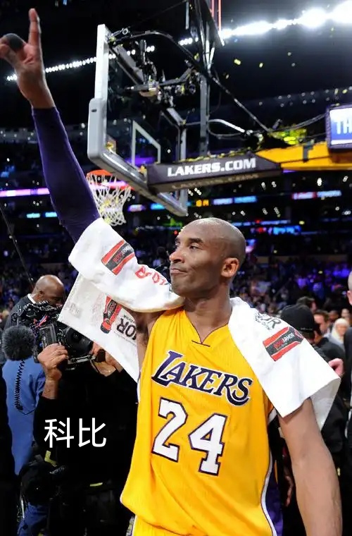 包含小牛队球星被评选为月最佳球员,崭露头角的词条 包含小牛队球星被评选为月最佳球员,崭露头角的词条